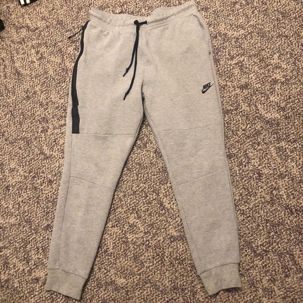 NIKE TECH FLEECE JOGGER